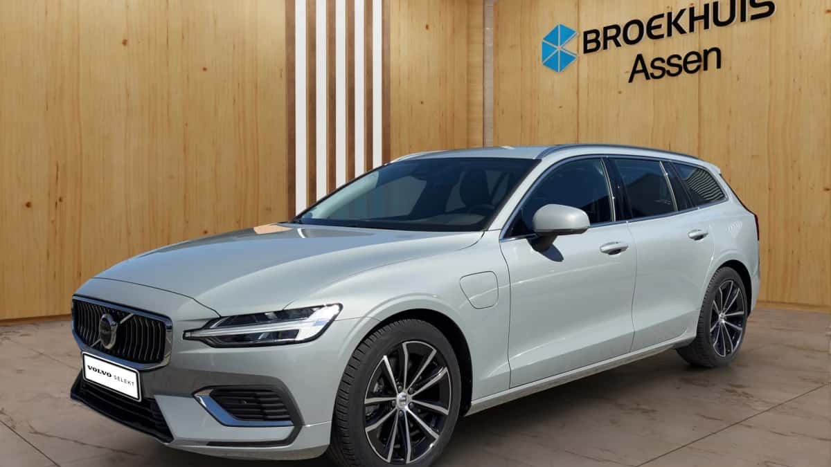 Volvo V60 (2025) — foto 1