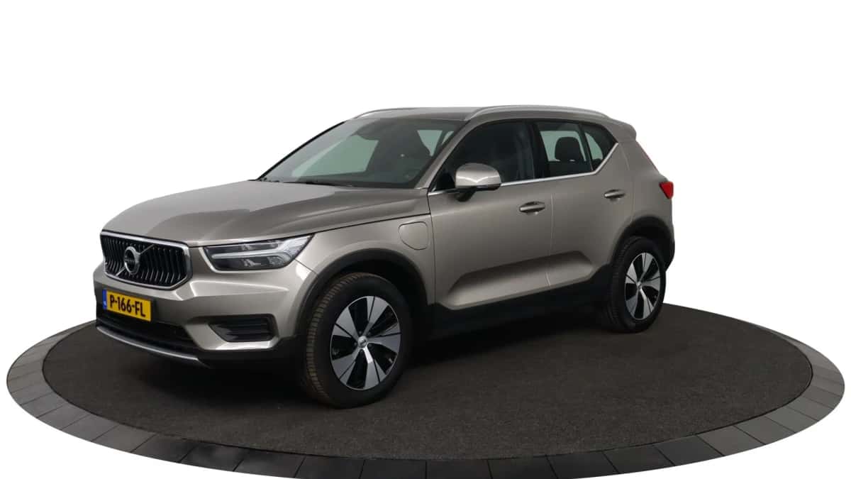 Volvo XC40 (2022) — foto 1