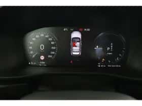 Volvo XC40 (2022) thumbnail 4