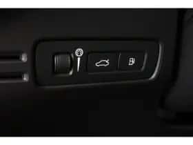 Volvo XC40 (2022) thumbnail 44