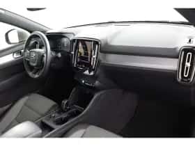 Volvo XC40 (2022) thumbnail 6