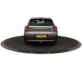 Volvo XC40 (2022) thumbnail 8