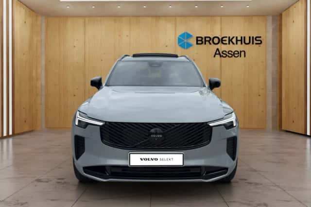 Volvo XC90 (2026) thumbnail 2