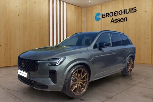 Volvo XC90 (2026) thumbnail 1