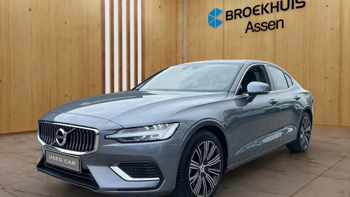 Volvo S60 (2021) — foto 1