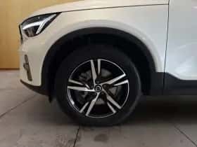 Volvo XC40 (2024) thumbnail 6