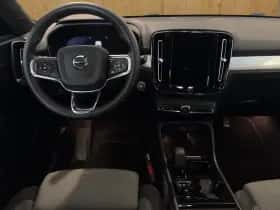 Volvo XC40 (2024) thumbnail 8