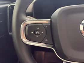 Volvo XC40 (2024) thumbnail 10