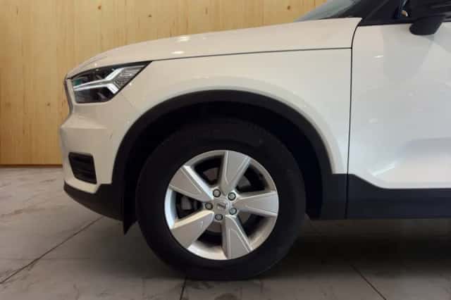 Volvo XC40 (2021) thumbnail 6