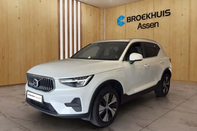 Volvo XC40 (2023) thumbnail 1
