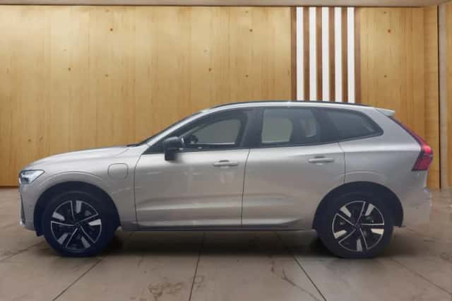 Volvo XC60 (2025) thumbnail 5