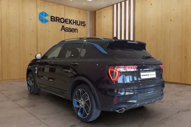 Lynk & Co 01 (2022) thumbnail 2