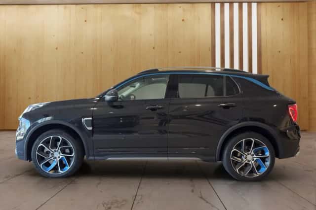 Lynk & Co 01 (2022) thumbnail 3