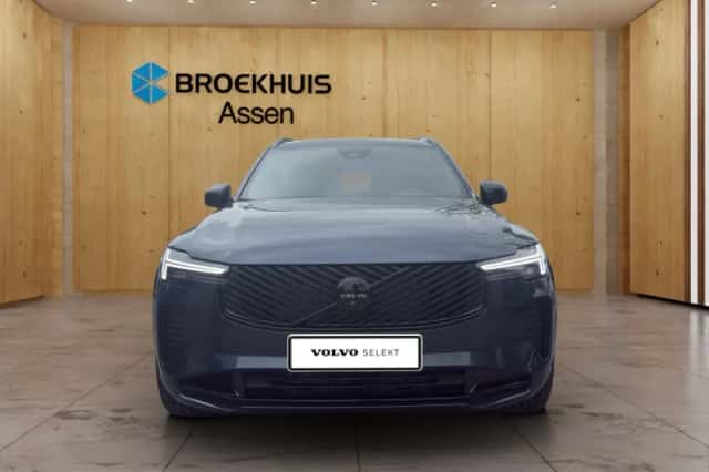 Volvo XC90 (2026) thumbnail 2