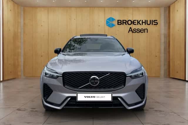 Volvo XC60 (2026) thumbnail 2