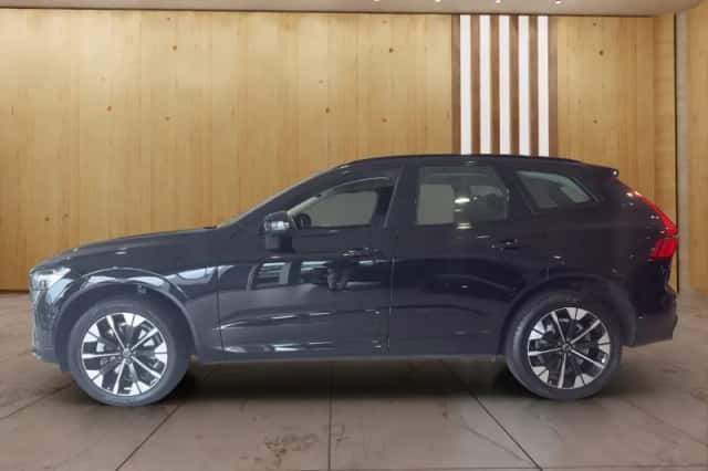 Volvo XC60 (2025) thumbnail 5