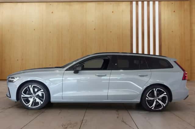 Volvo V60 (2024) thumbnail 4