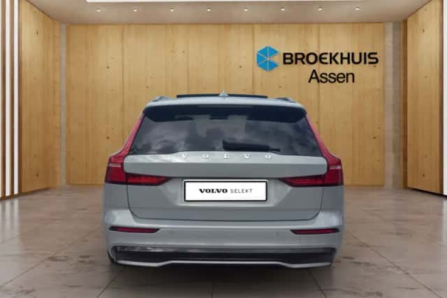 Volvo V60 (2024) thumbnail 5