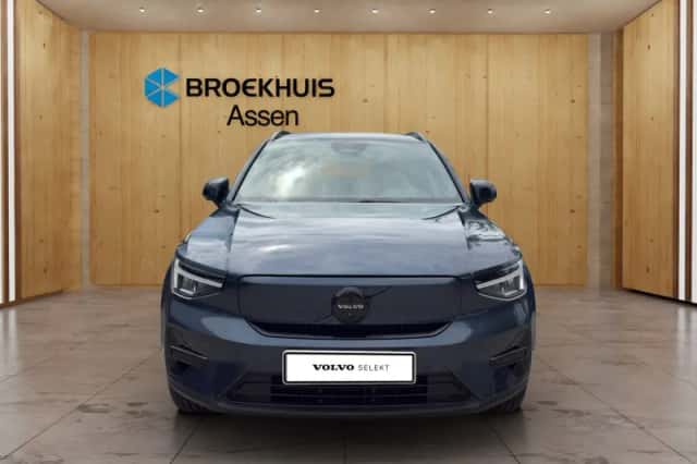 Volvo EX40 (2026) thumbnail 2