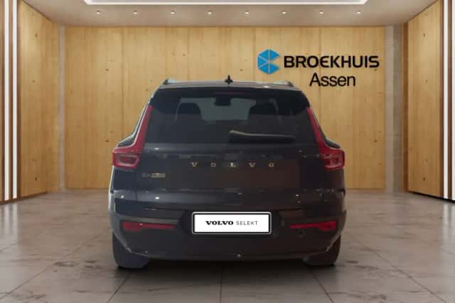 Volvo EX40 (2026) thumbnail 4