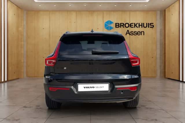 Volvo EX40 (2026) thumbnail 4