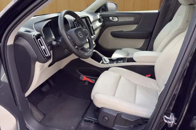 Volvo XC40 (2020) thumbnail 6