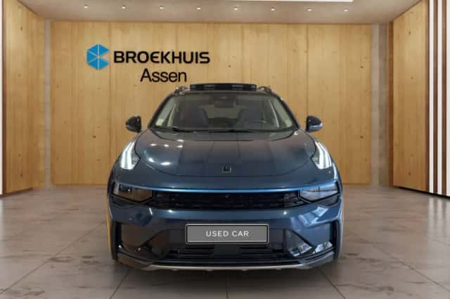 Lynk & Co 01 (2023) thumbnail 2