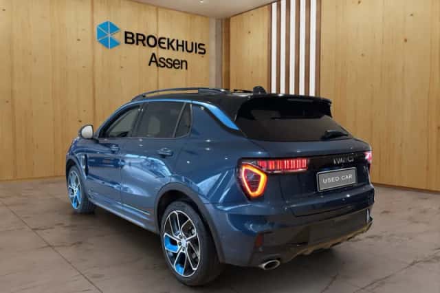 Lynk & Co 01 (2023) thumbnail 3