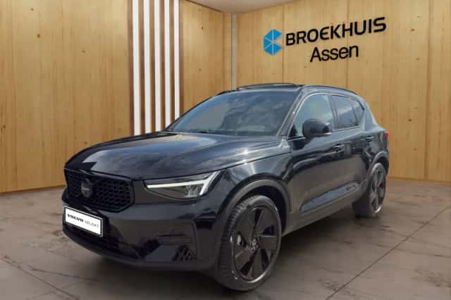 Volvo XC40 (2026) thumbnail 1