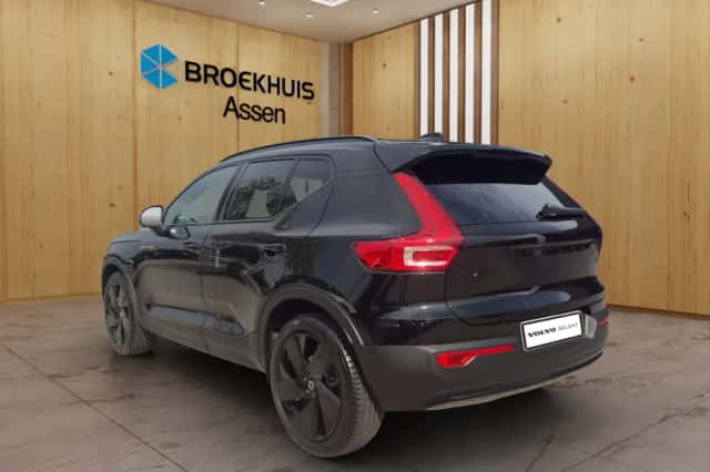 Volvo XC40 (2026) thumbnail 3