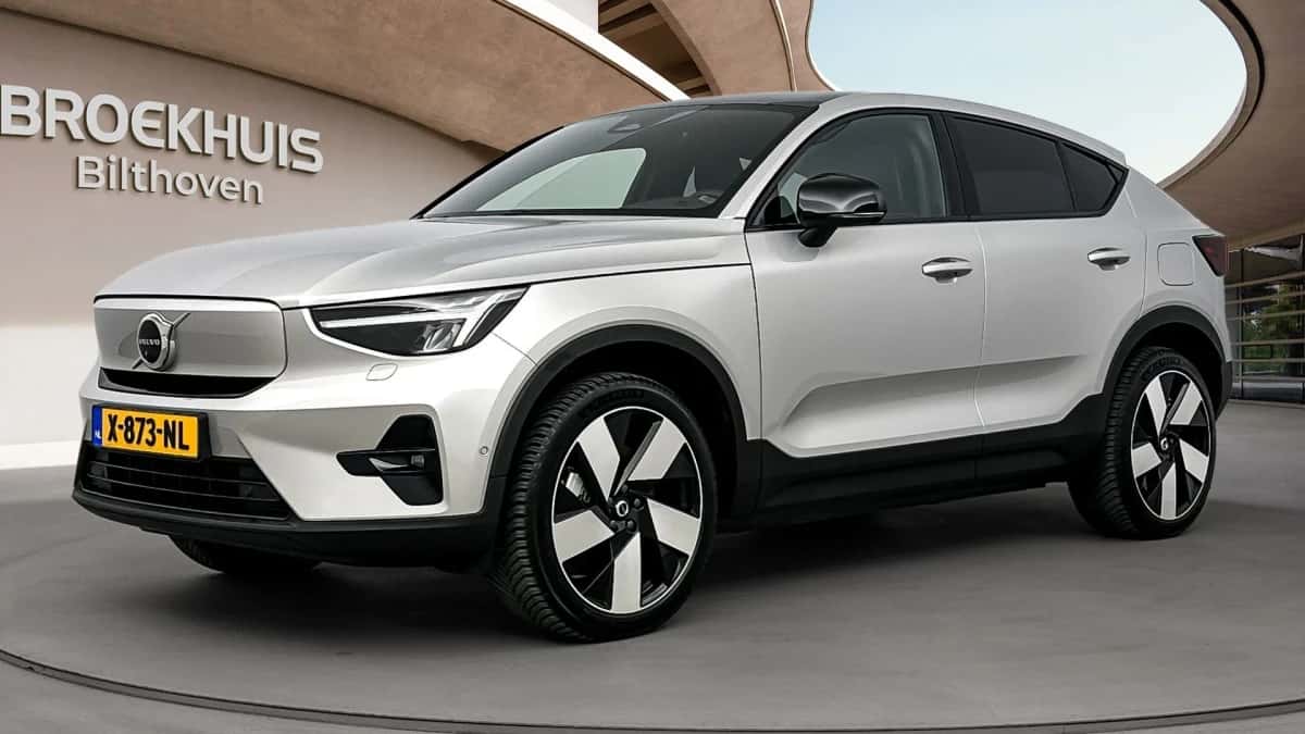 Volvo C40 (2023) — foto 1
