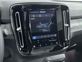 Volvo C40 (2023) thumbnail 14