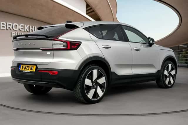 Volvo C40 (2023) thumbnail 3