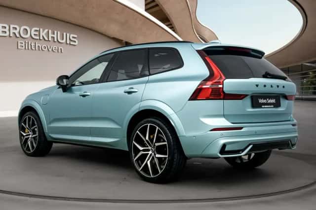 Volvo XC60 (2023) thumbnail 5