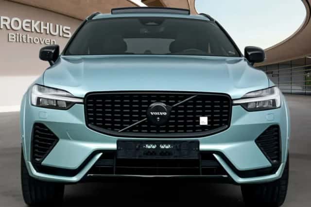 Volvo XC60 (2023) thumbnail 6