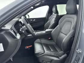 Volvo XC60 (2022) thumbnail 13