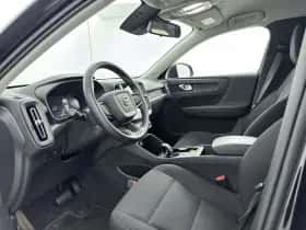 Volvo EX40 (2025) thumbnail 11