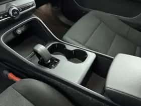 Volvo EX40 (2025) thumbnail 18