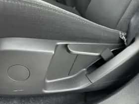Volvo EX40 (2025) thumbnail 20