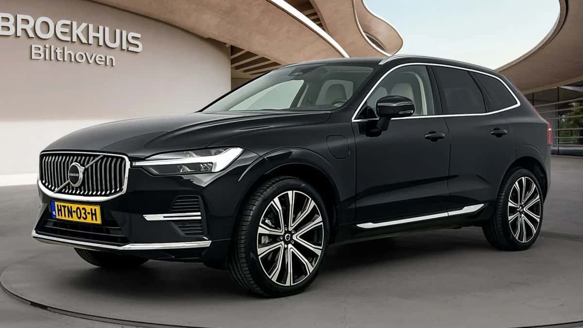 Volvo XC60 (2024) — foto 1