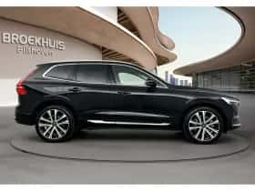 Volvo XC60 (2024) thumbnail 9