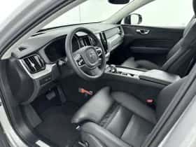 Volvo XC60 (2024) thumbnail 15