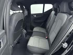 Volvo XC40 (2023) thumbnail 15
