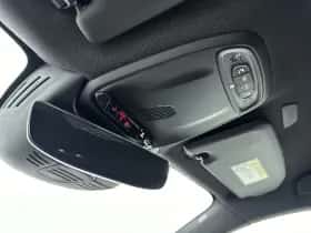 Volvo XC40 (2023) thumbnail 16