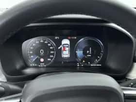 Volvo XC40 (2023) thumbnail 25