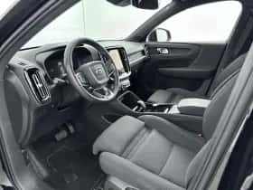 Volvo XC40 (2023) thumbnail 11