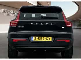 Volvo XC40 (2023) thumbnail 8