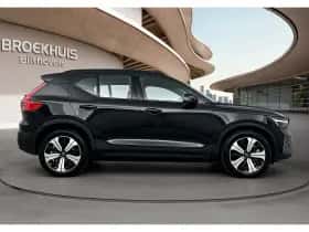 Volvo XC40 (2023) thumbnail 9