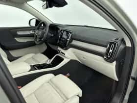 Volvo XC40 (2025) thumbnail 21