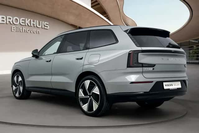 Volvo EX90 (2025) thumbnail 5